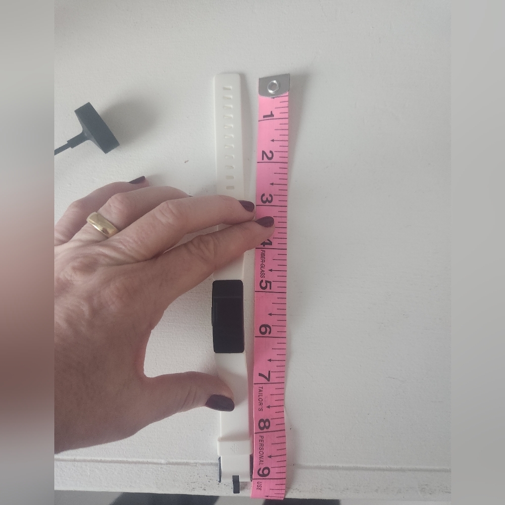 White Fitbit Inspire Fitness - Picture 6 of 6